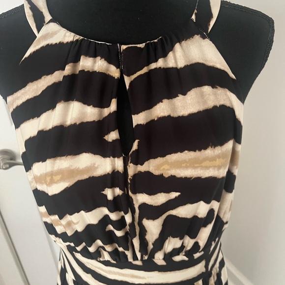 Zebra Print Maxi- The Most Flattering Dress! - Picture 3 of 3